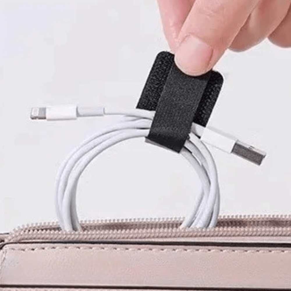 Attache Cable Scratch